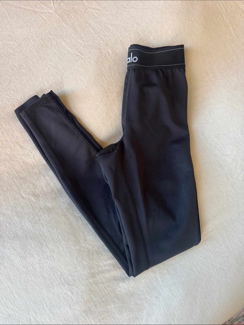ALO Yoga Airlift Leggings